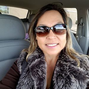 Meet your Posher, Sheila